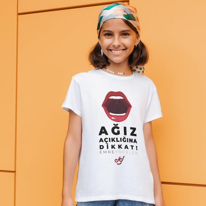 Ağız Açıklığına Dikkat Çocuk